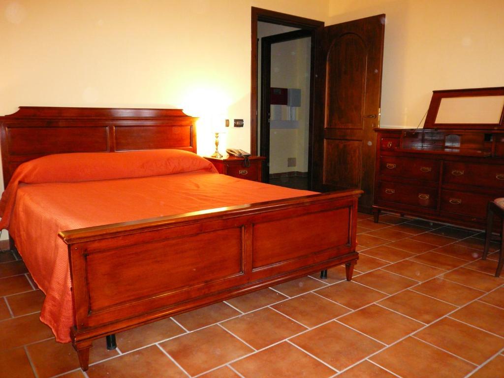 Tenuta Del Massimo Feudo Veroli Phòng bức ảnh
